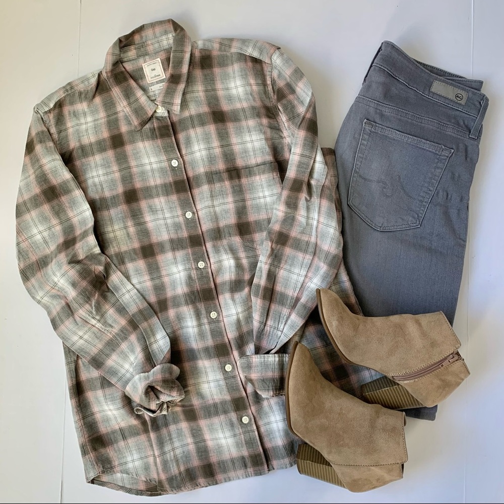 GAP Boyfriend Gray Pink Plaid Collar Long Sleeve Button Down Shirt Size Small